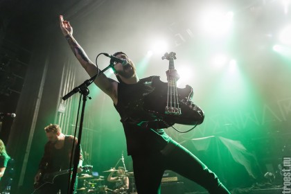 Wovenwar